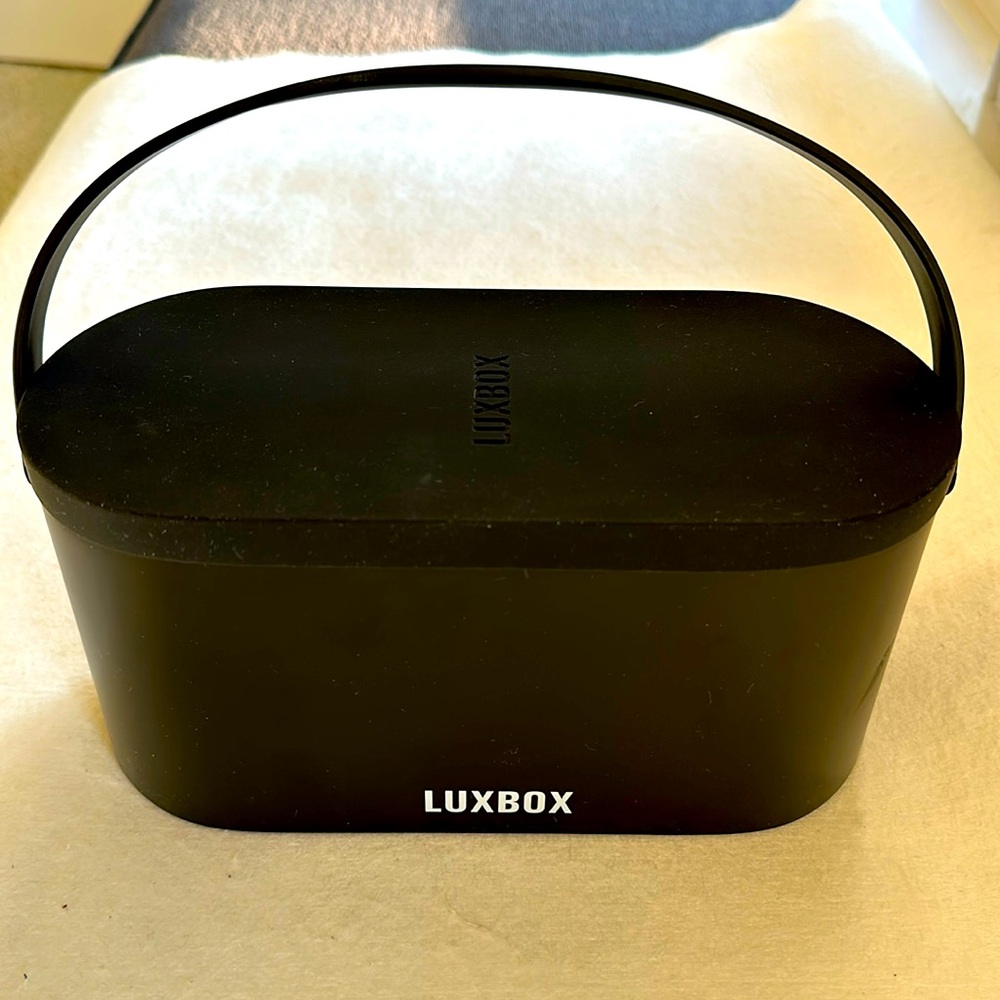 Luxbox Makeup Case & LED Mirror with magnifying mirror & charger